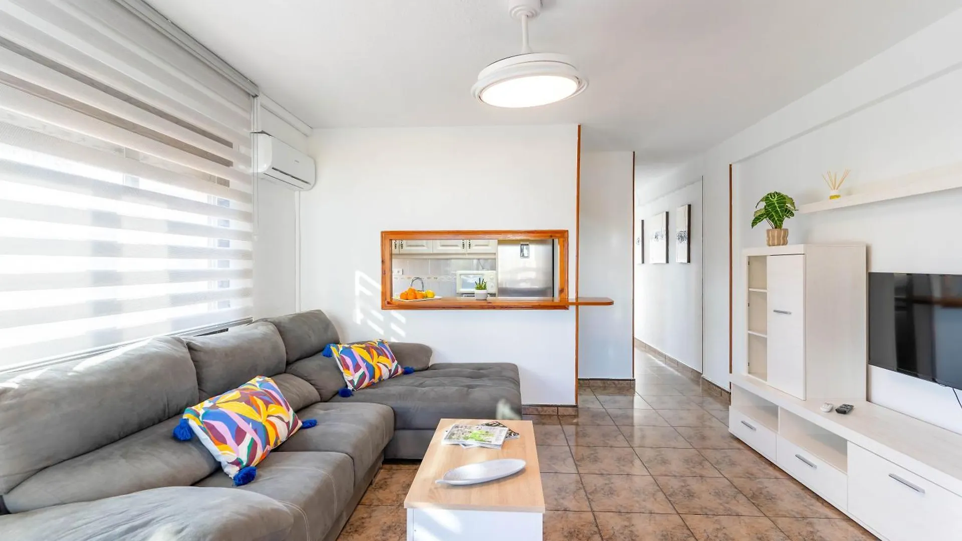Apartamento Gaviotas II R&R Roquetas de Mar 0*,